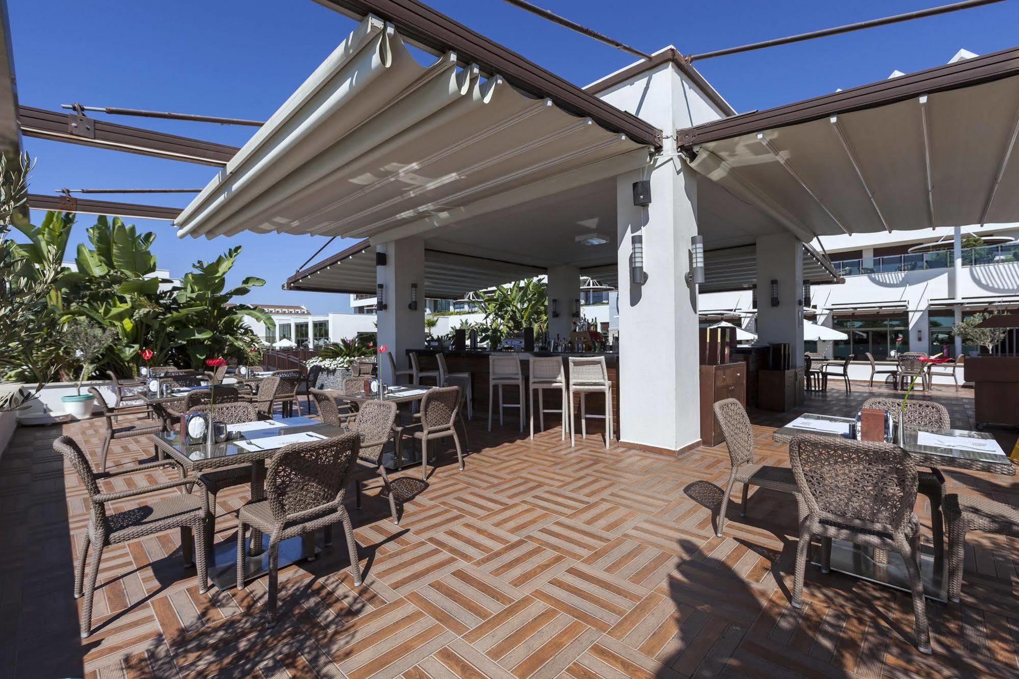 Sherwood Blue - Adults Only Resort
