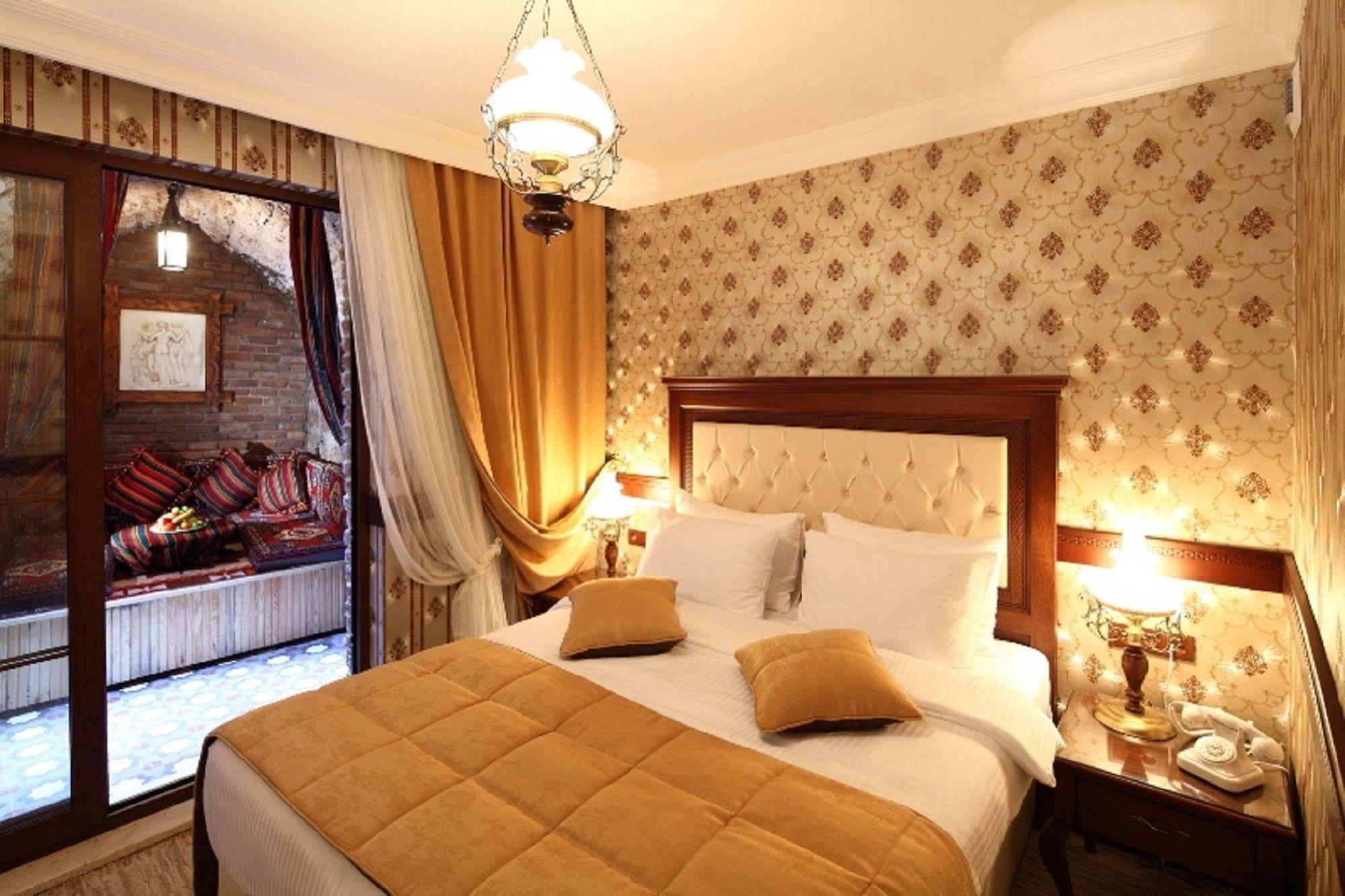 Hotel Divalis 3*
