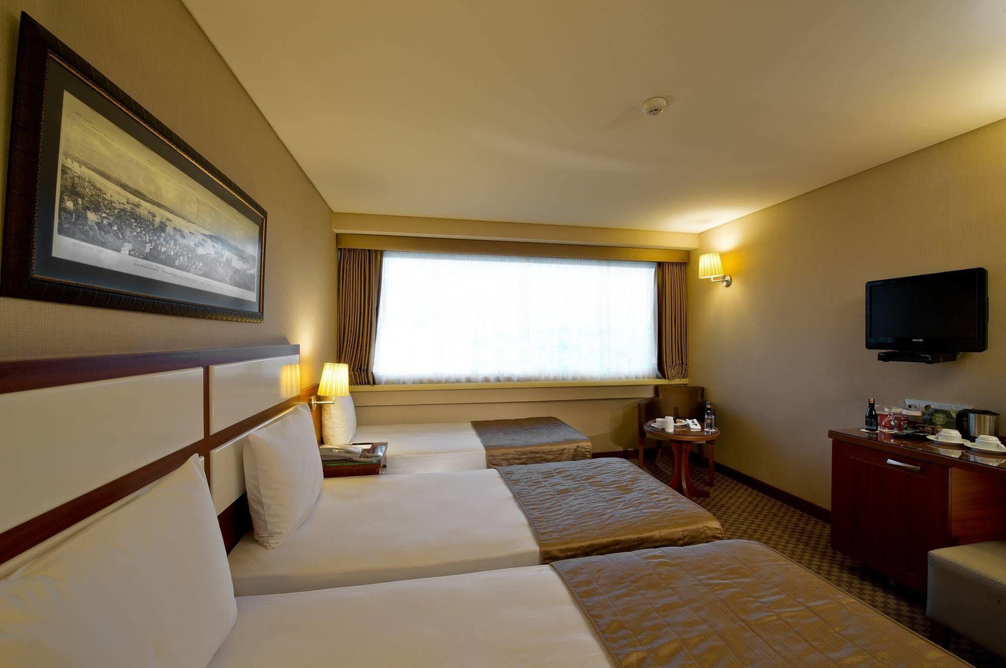 Hotel Golden City