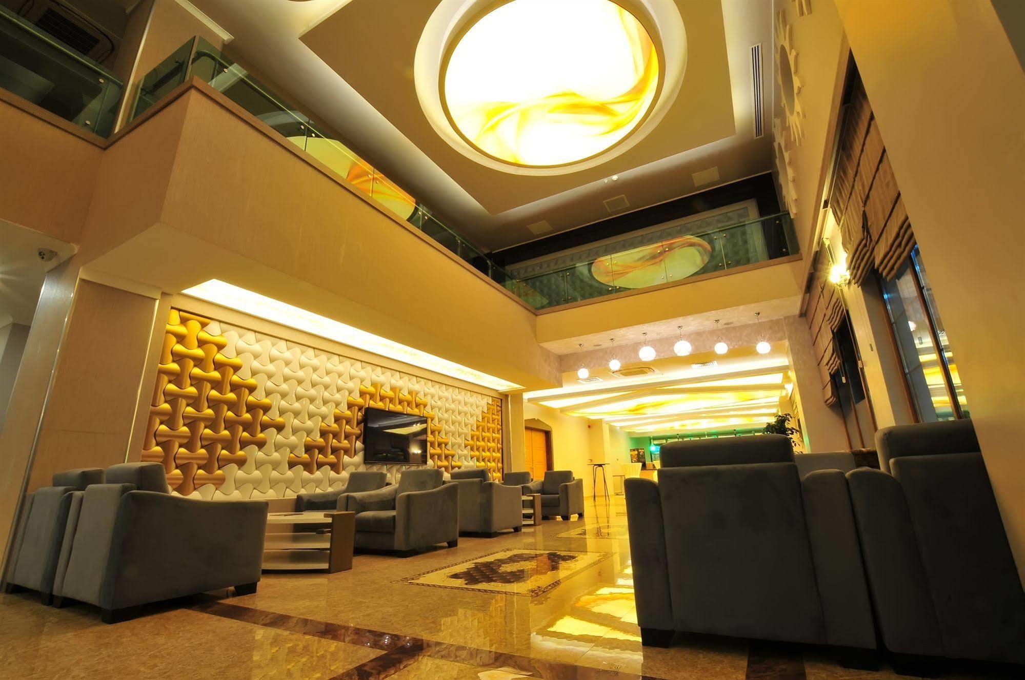 Hotel Ramada 4*