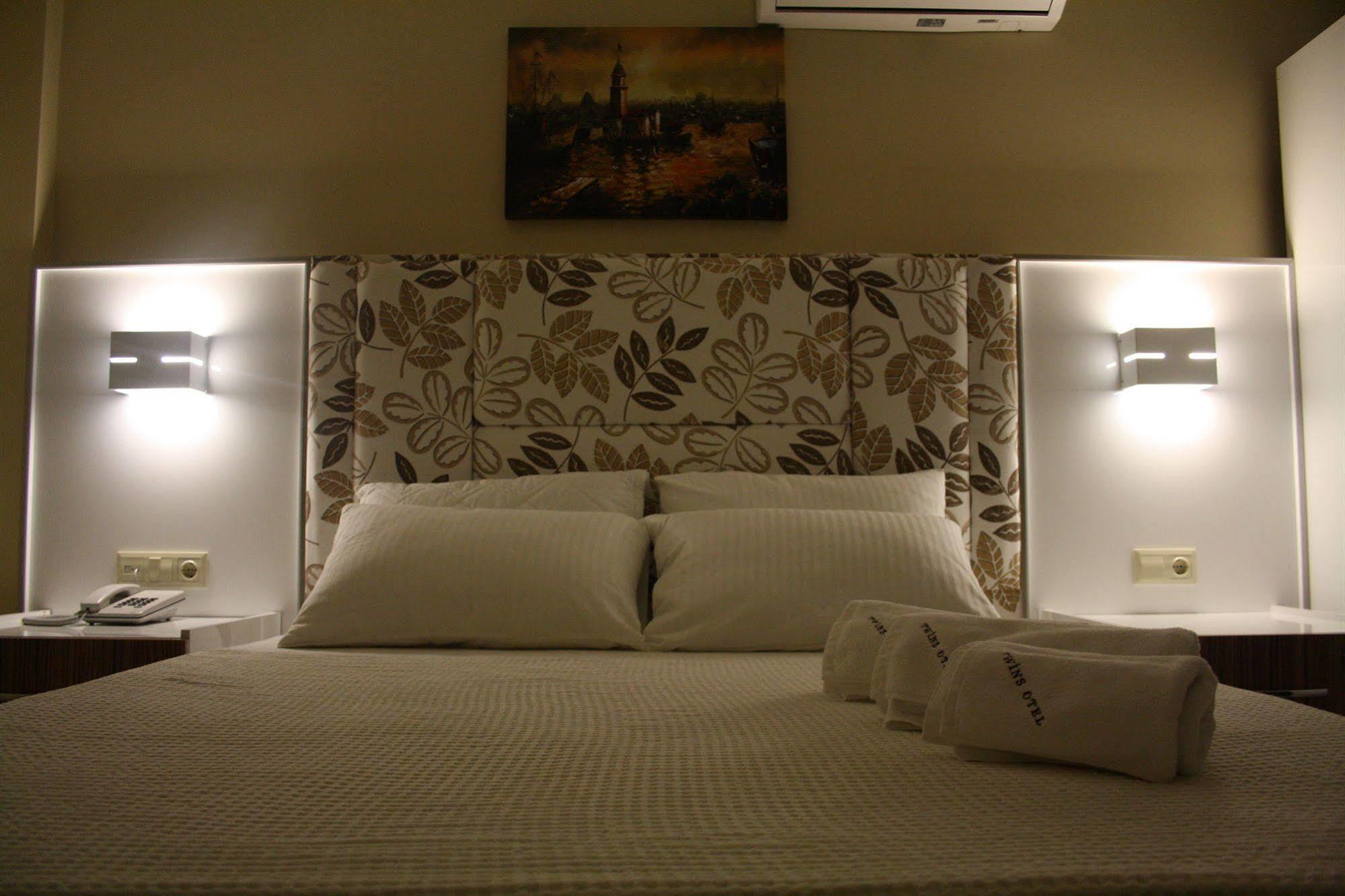 Twins Hotel Cesme
