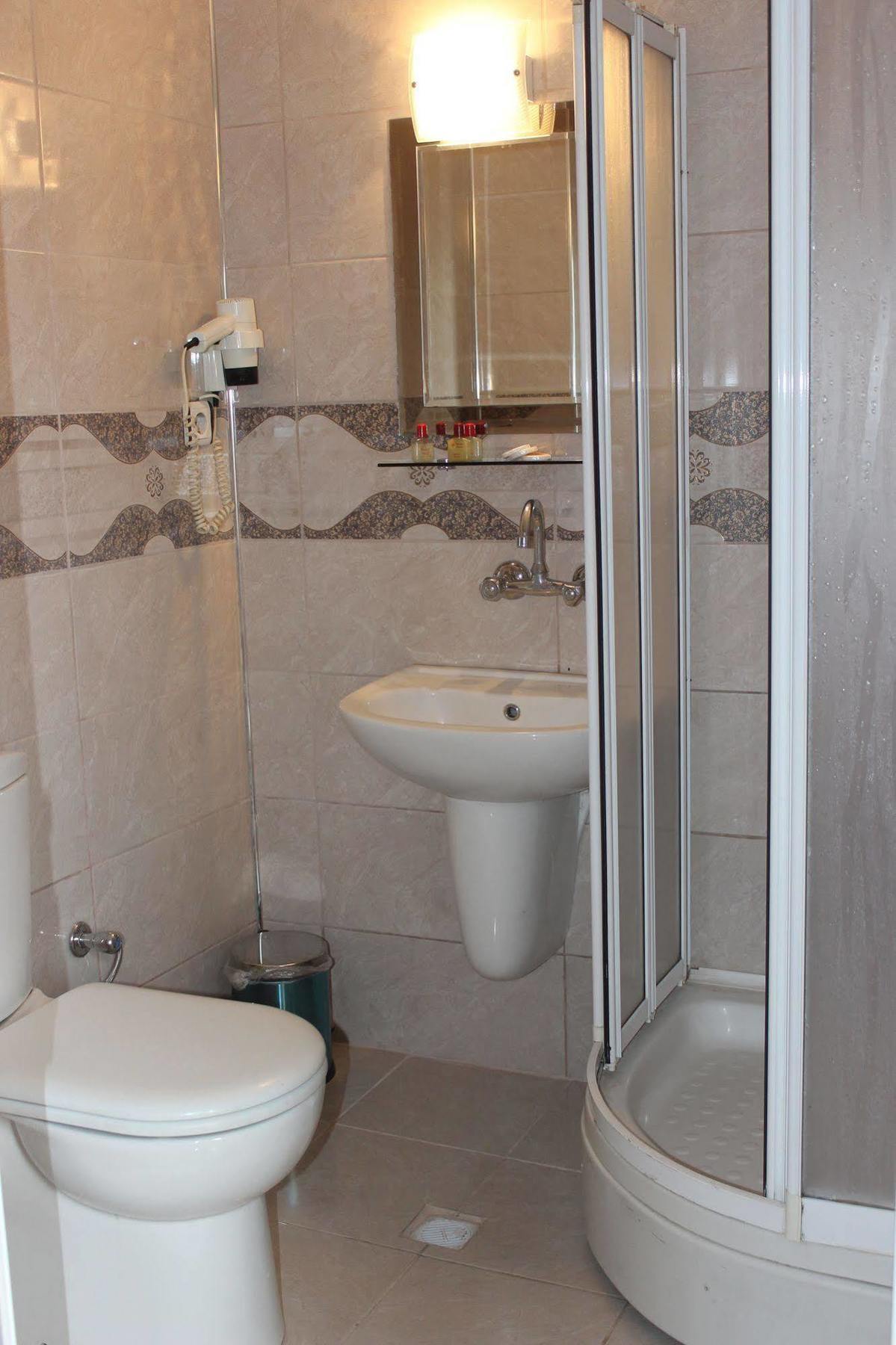 Nazar Hotel 3*