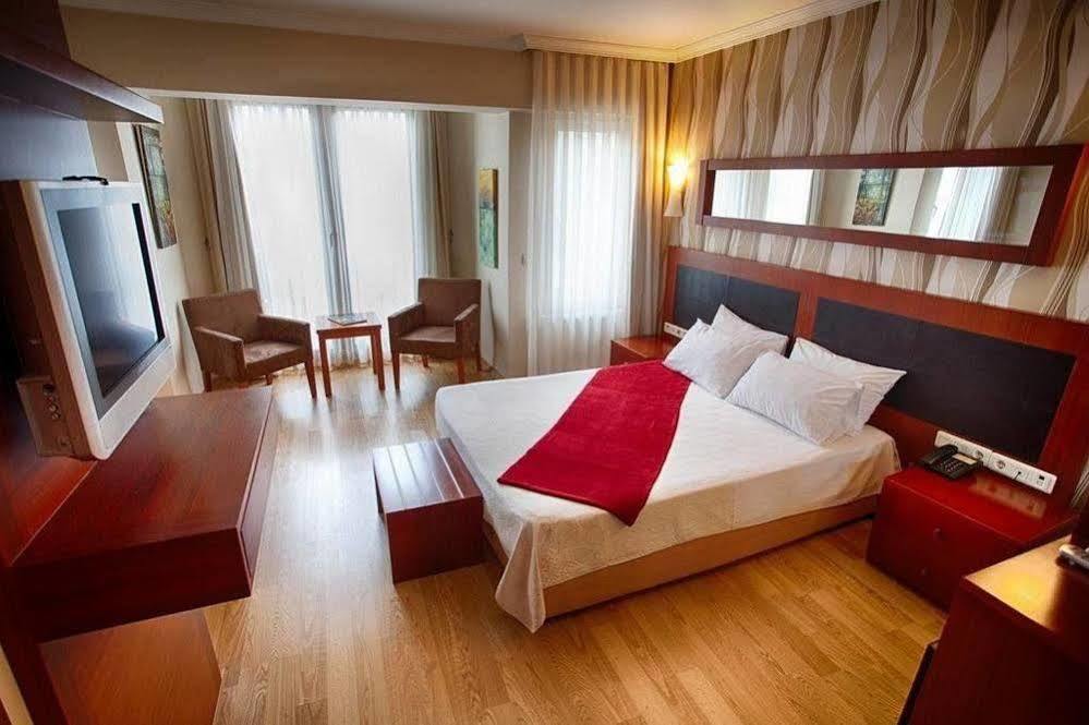 Pelit Hotel 3*