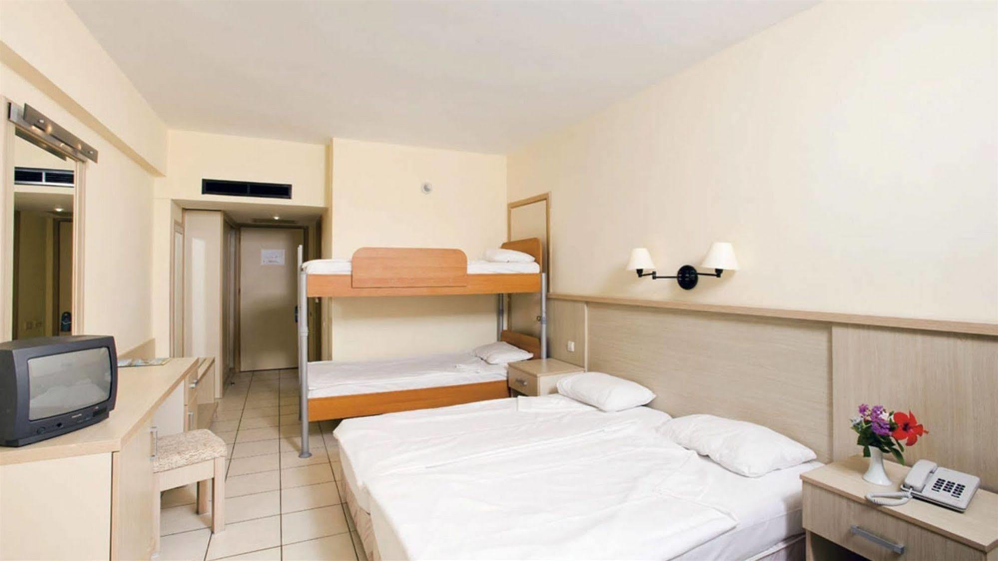 Sural Garden 3*