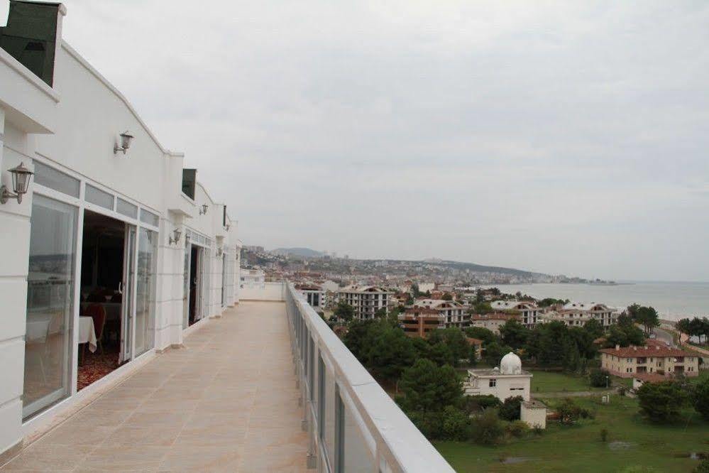 Grand Amisos Hotel 4*