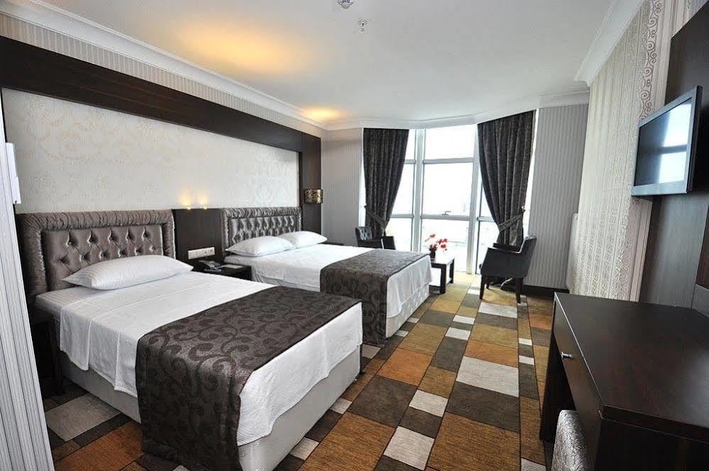 Hotel Grand Amisos 4*