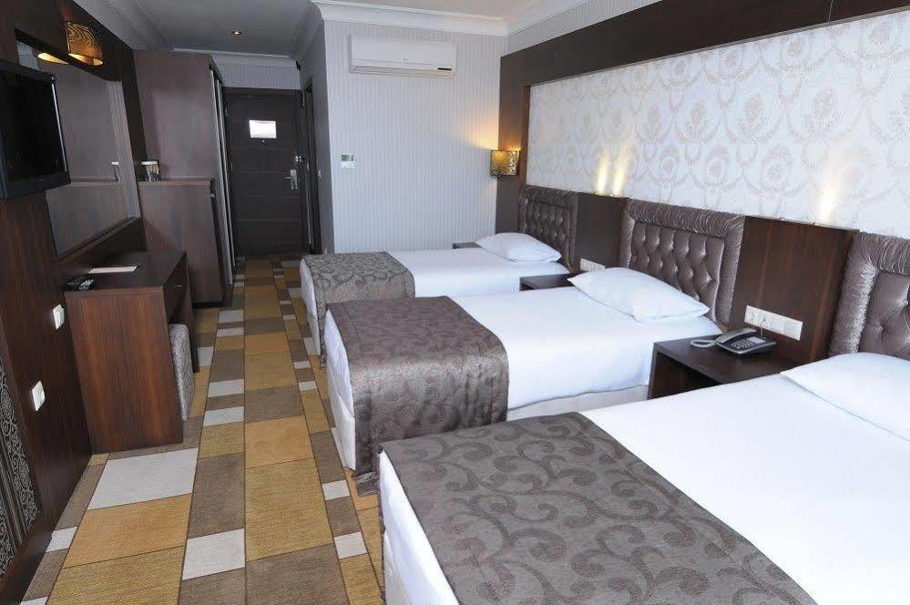 Hotel Grand Amisos 4*