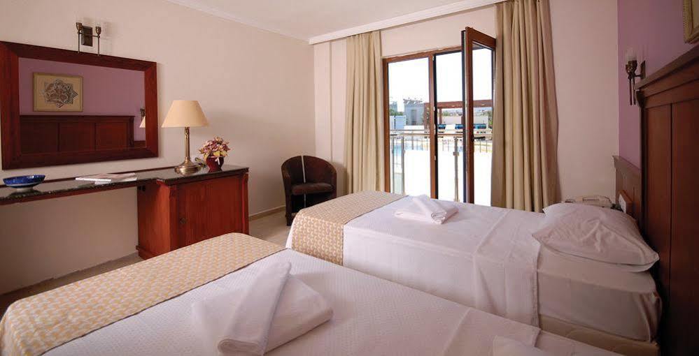 Hotel Bodrum Sofabed 2*