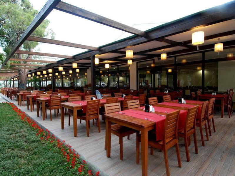 Maya Golf (adults Only) Side