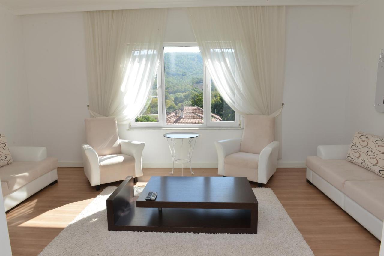 Mourouj Gloria White Palace &