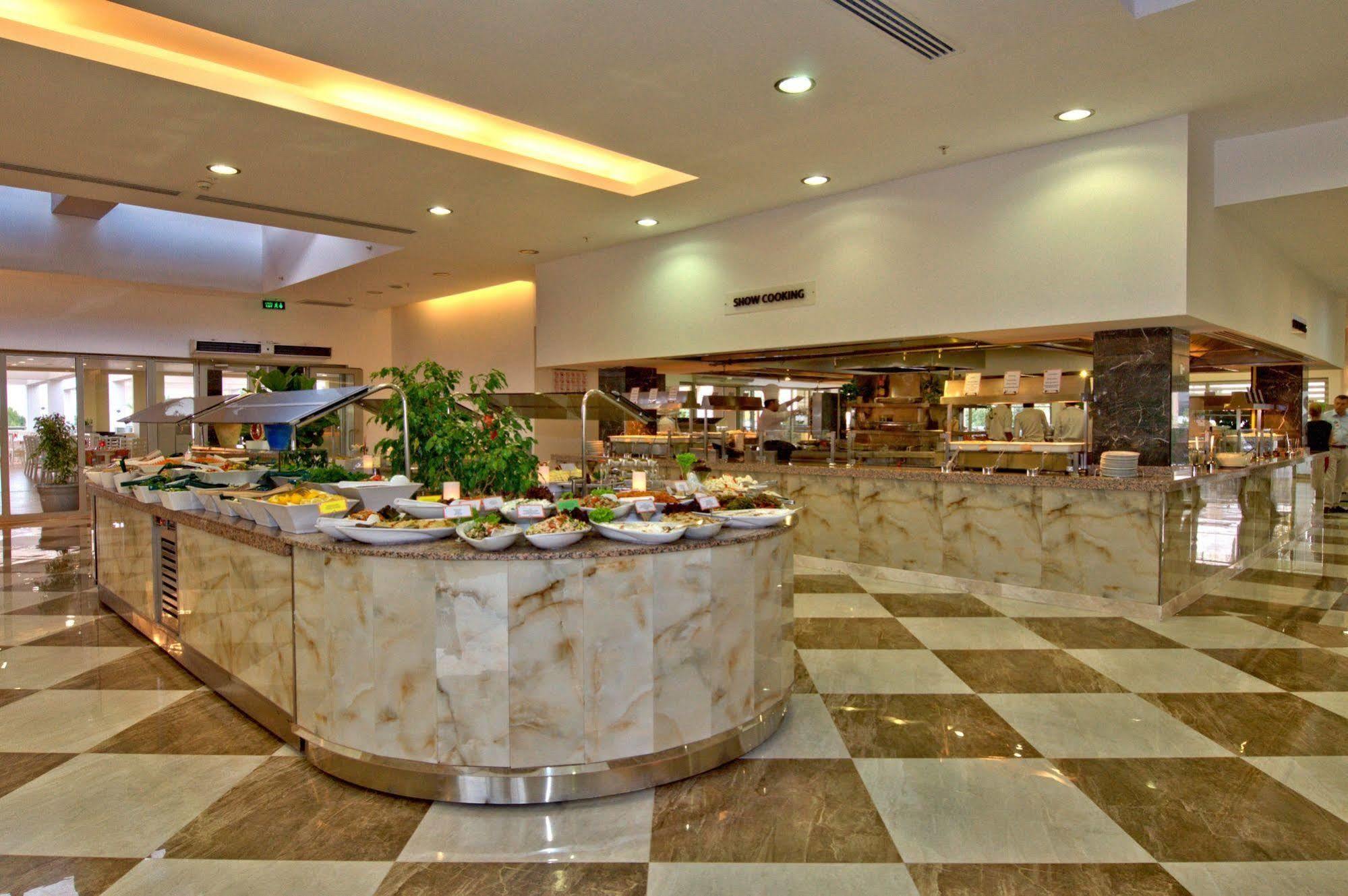 Hotel Suntopia Tropical 4*