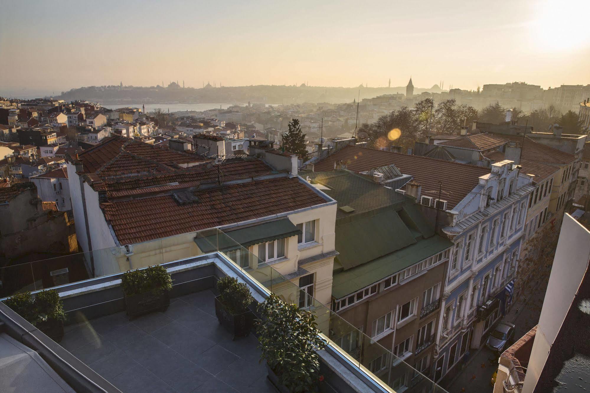 Corinne Art & Boutique Istanbul