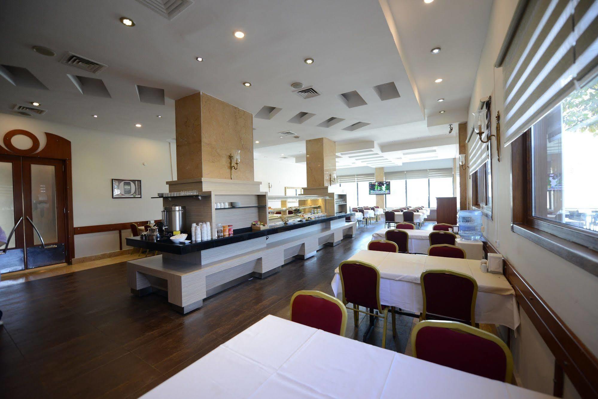 Airport Hotel