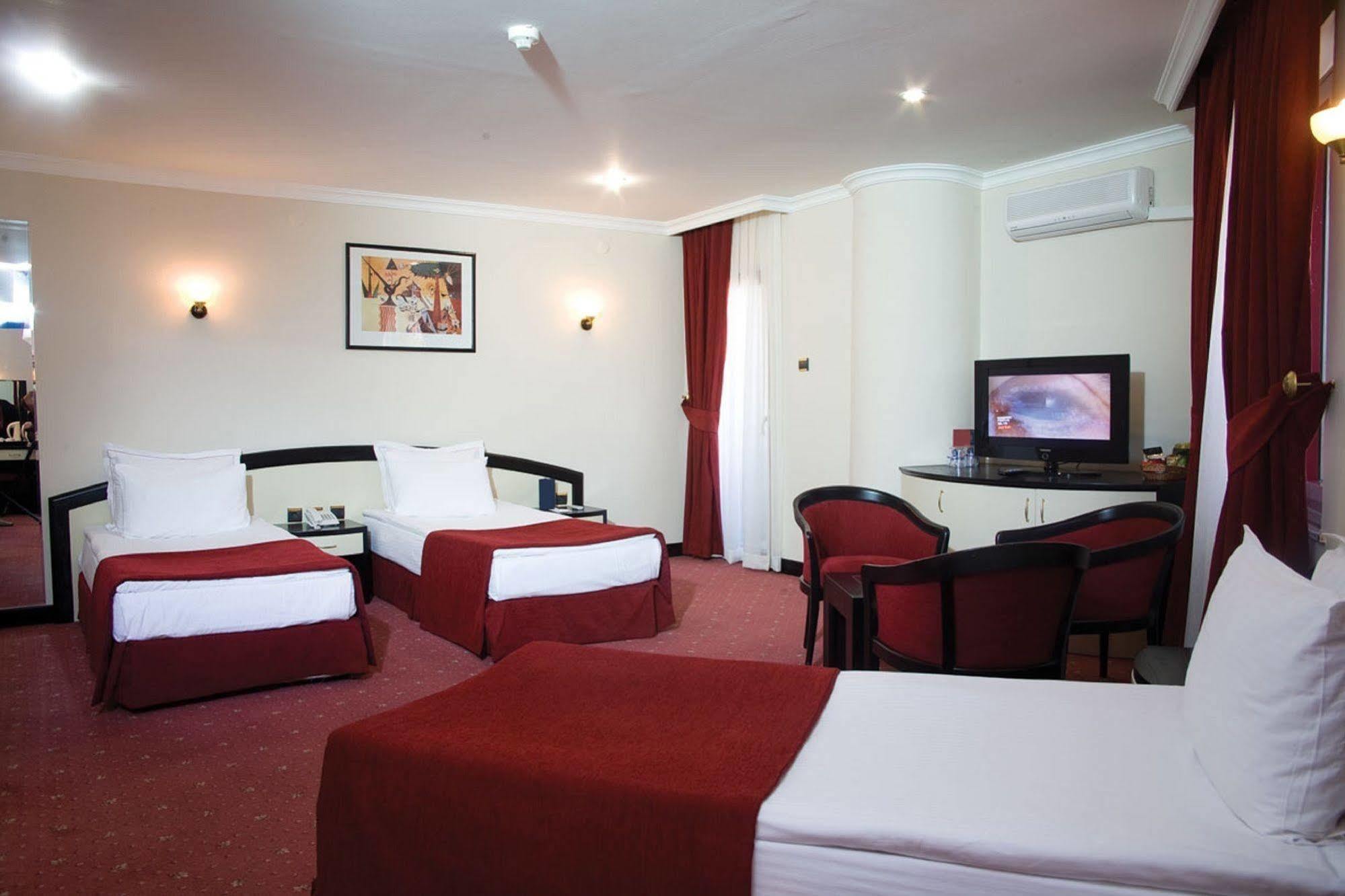 Hotel Saffron