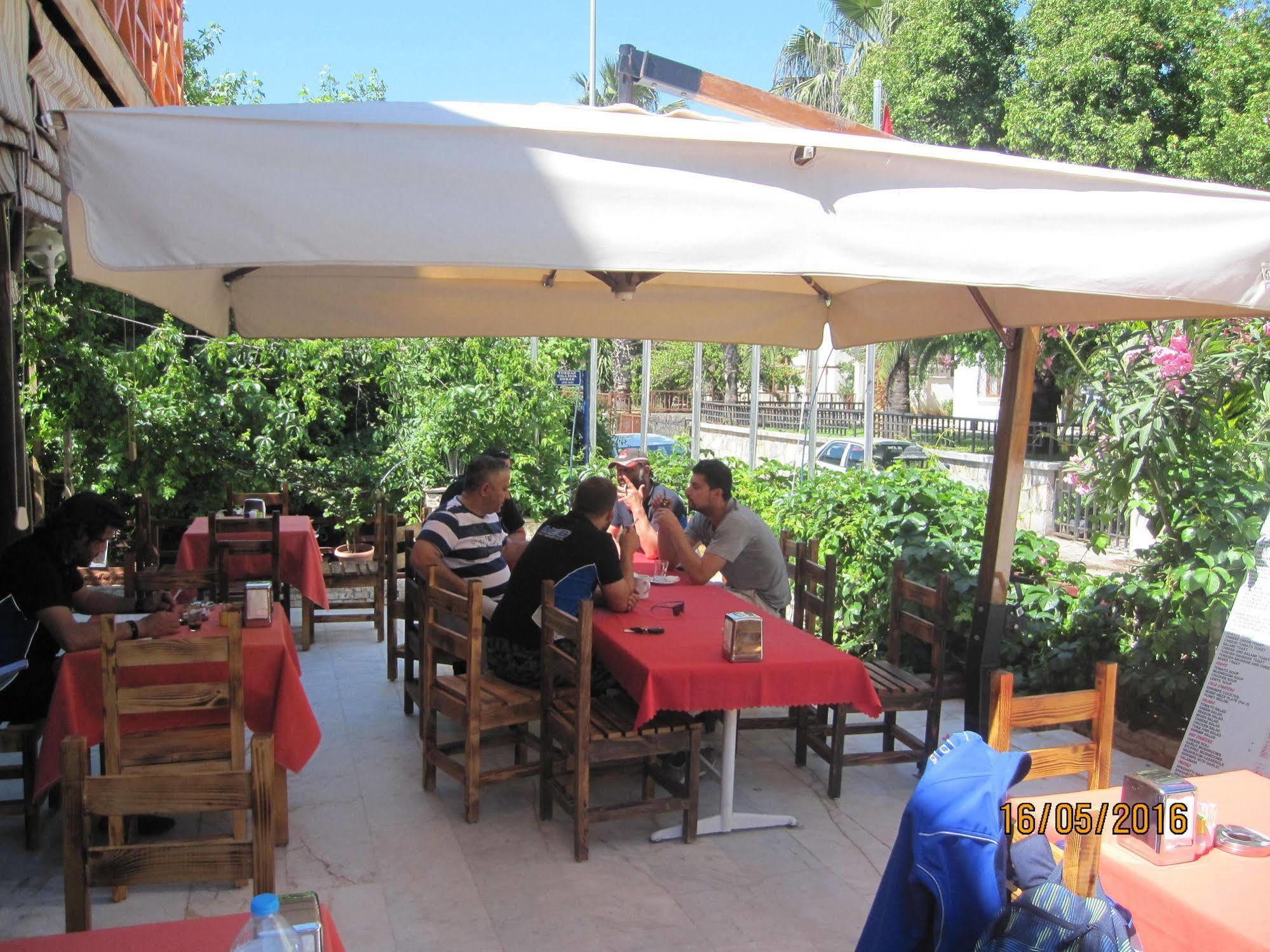Mavera Hotel 3*