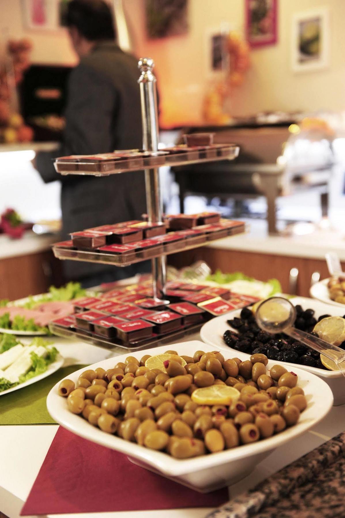 Tanik Hotel Izmir