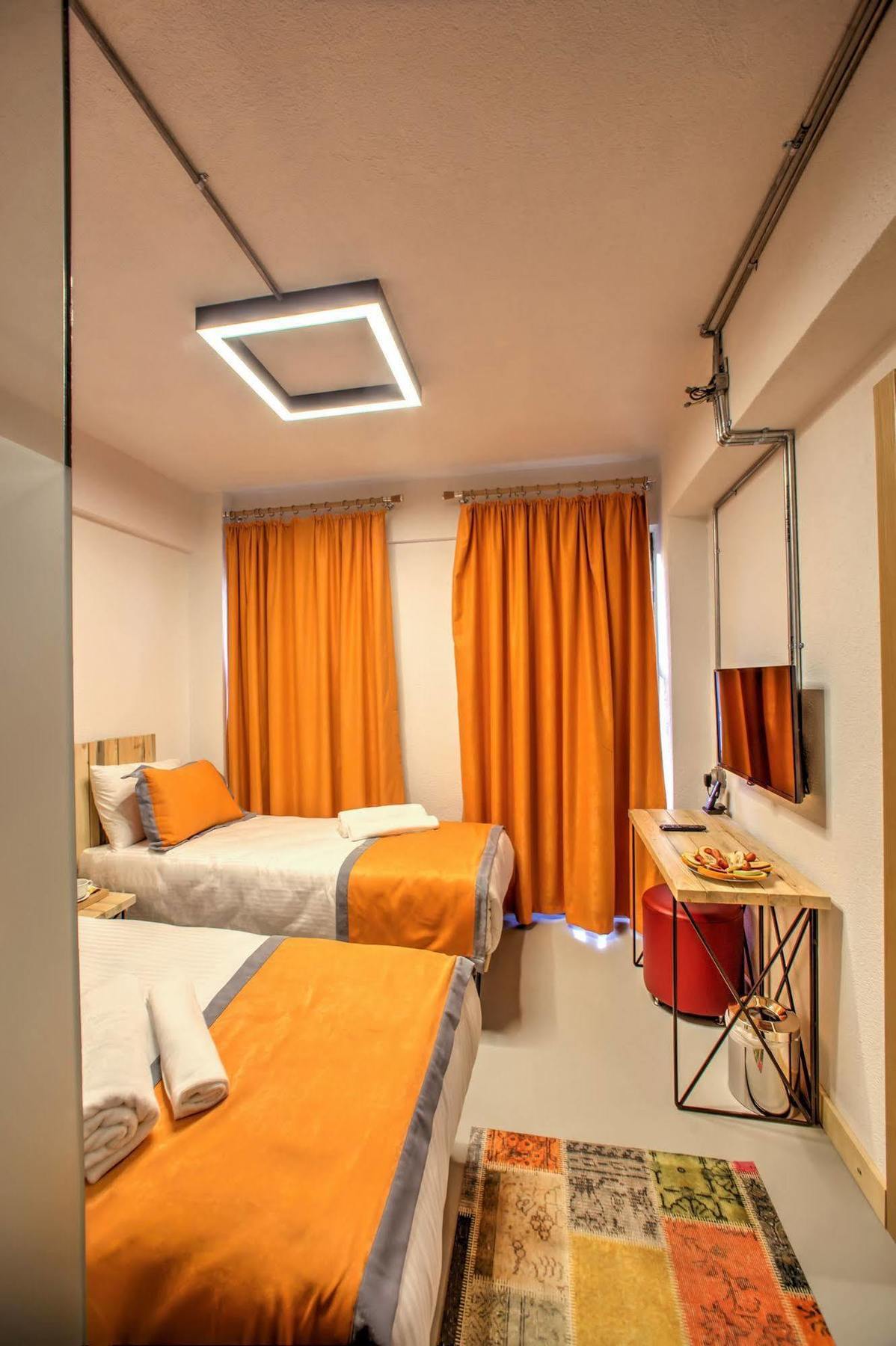 Hotel Vavien 4*