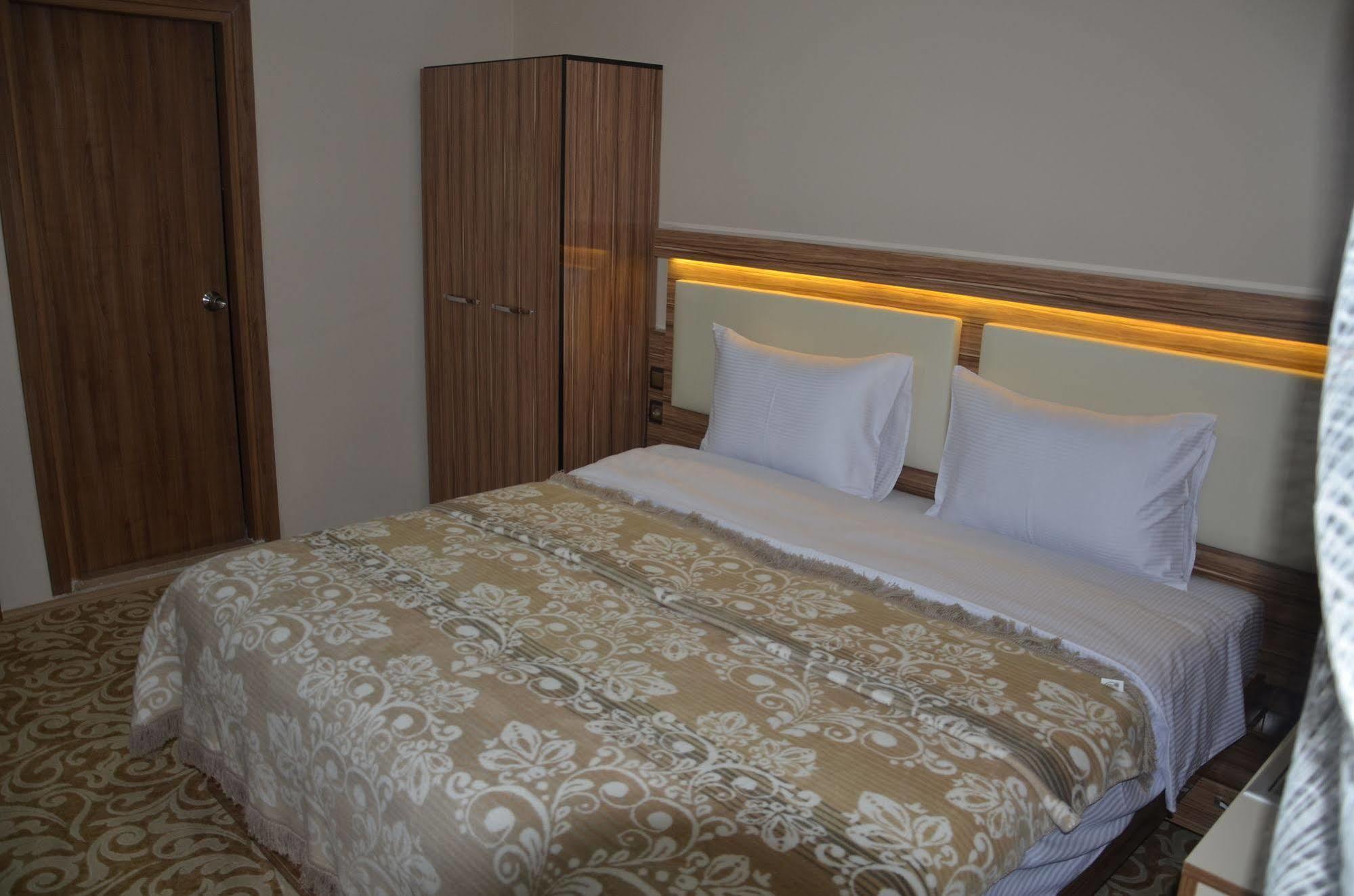 Hisar Bed & Breakfast 4*