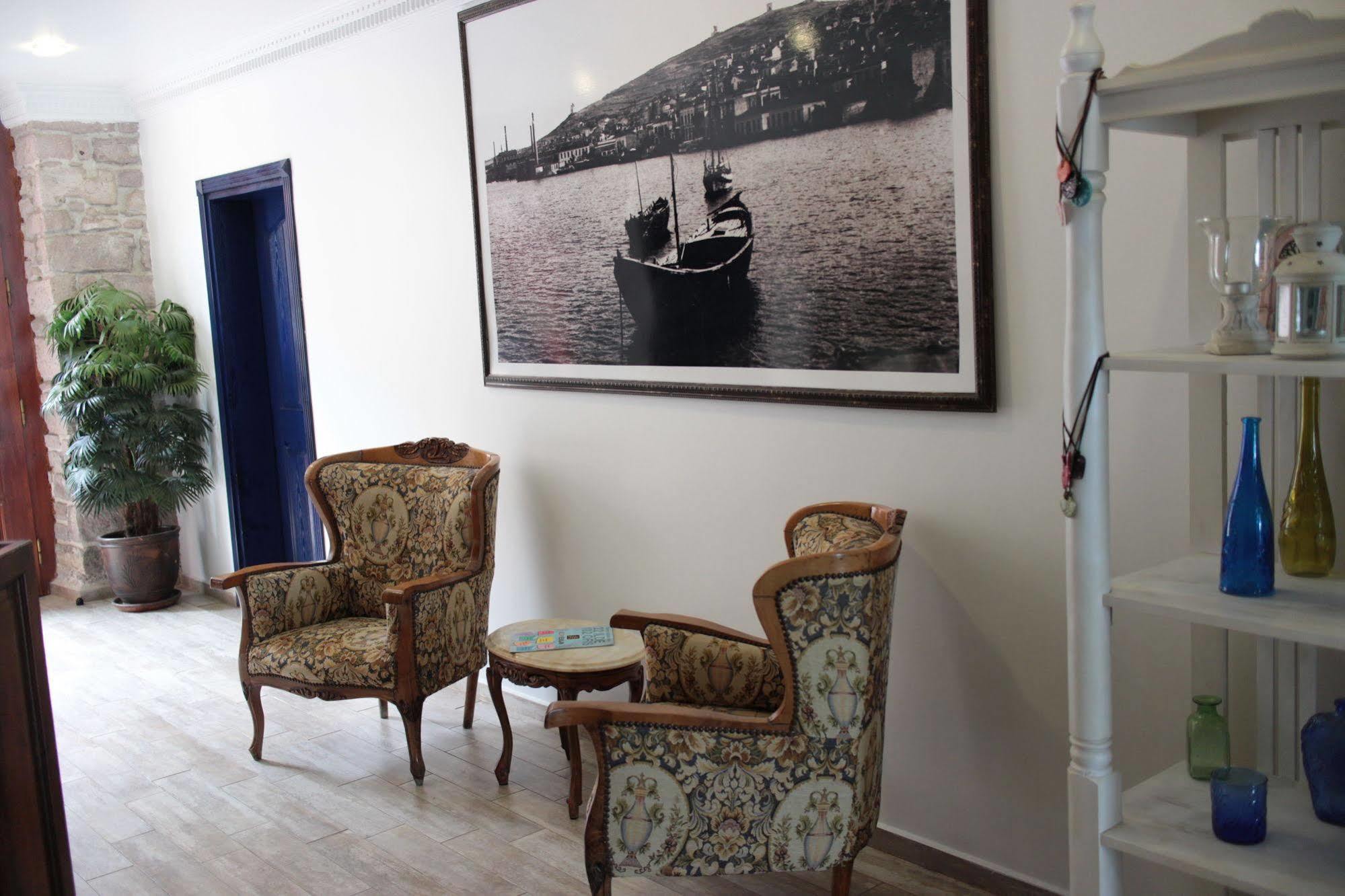 Sizmahan Hotel *