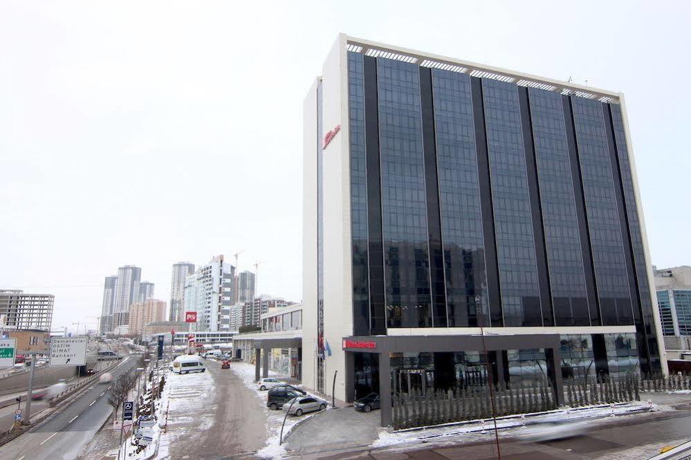 Hotel Hilton Garden Gimat