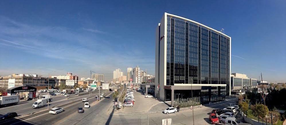 Hilton Garden Gimat 5*