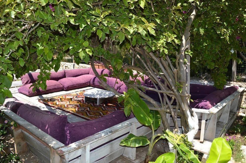 Inn Chakra Kabak