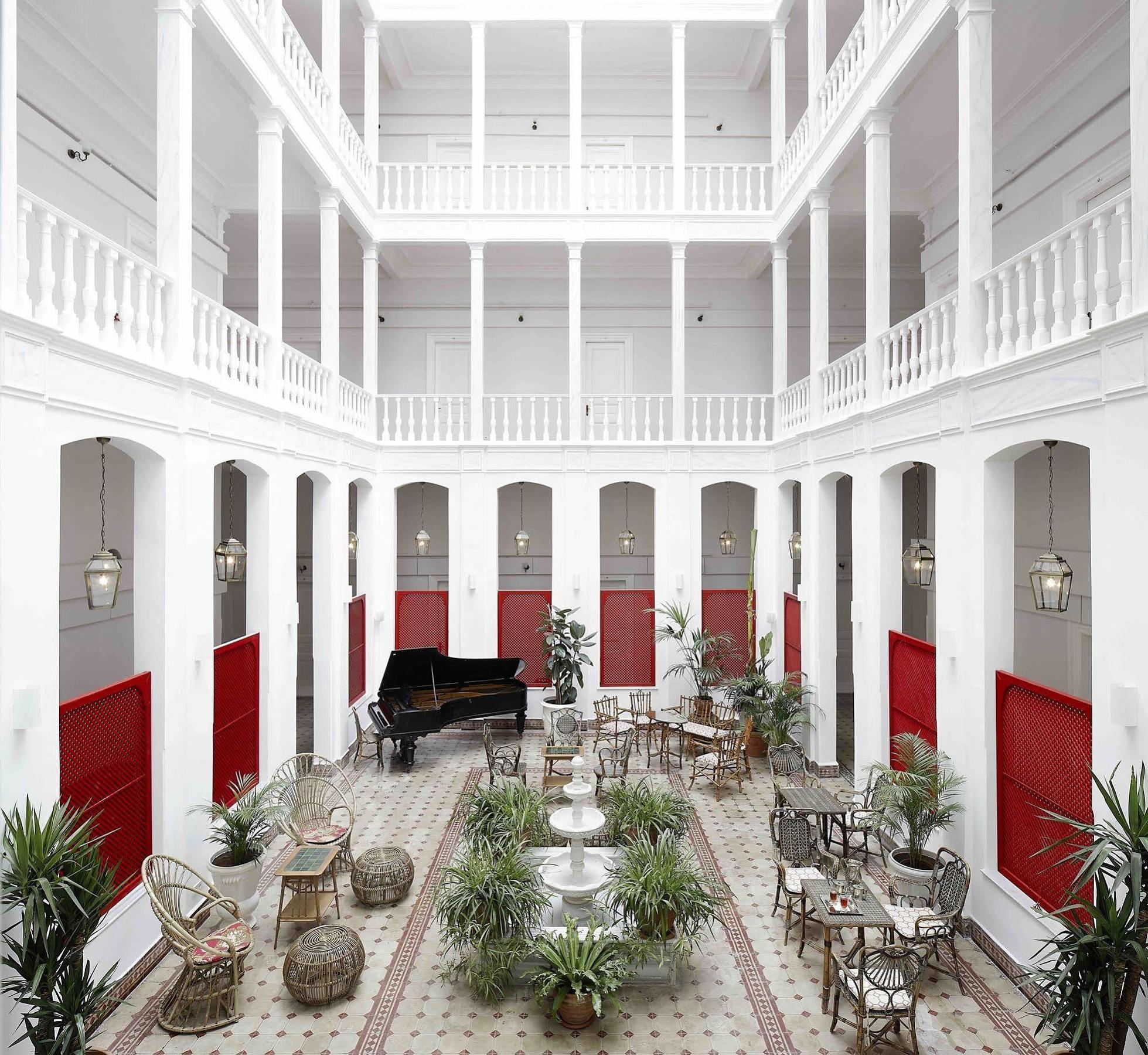 Splendid Palace Hotel 2*
