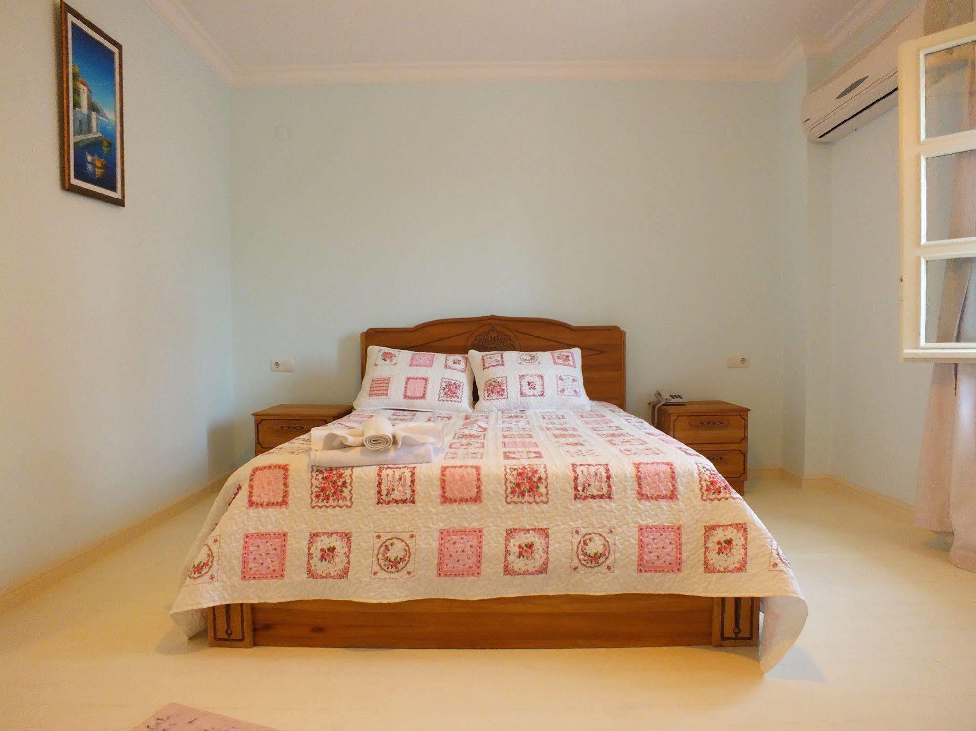 Nobela Hotel 2*