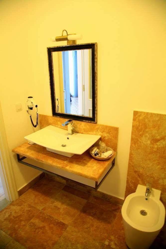 Hotel Gule Cunda *