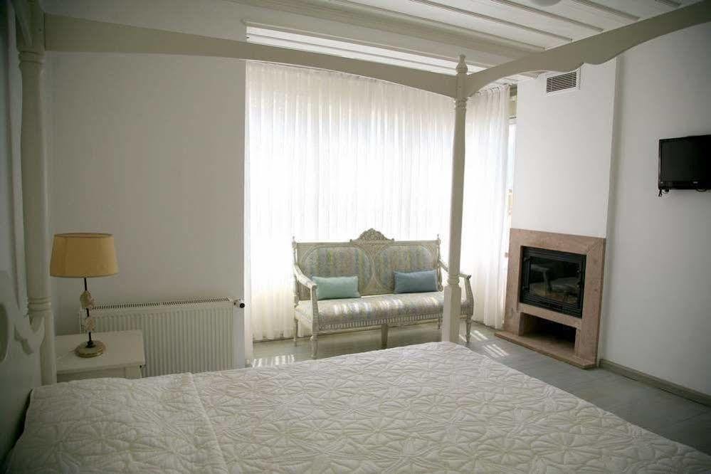 Hotel Gule Cunda