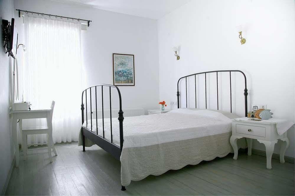 Gule Cunda Hotel *