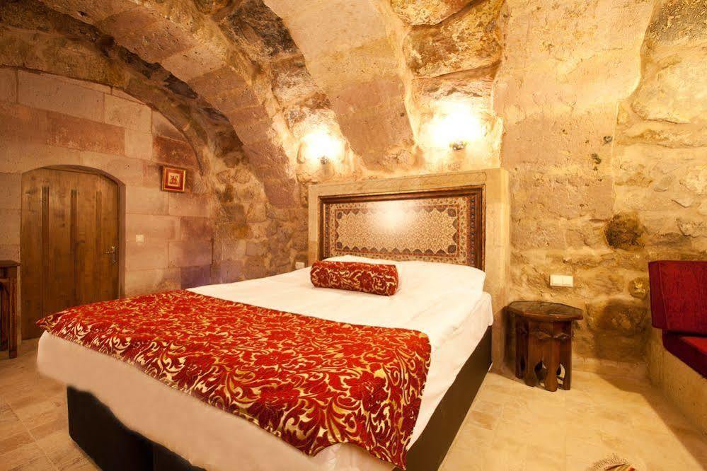 Monte Cappa Cave House