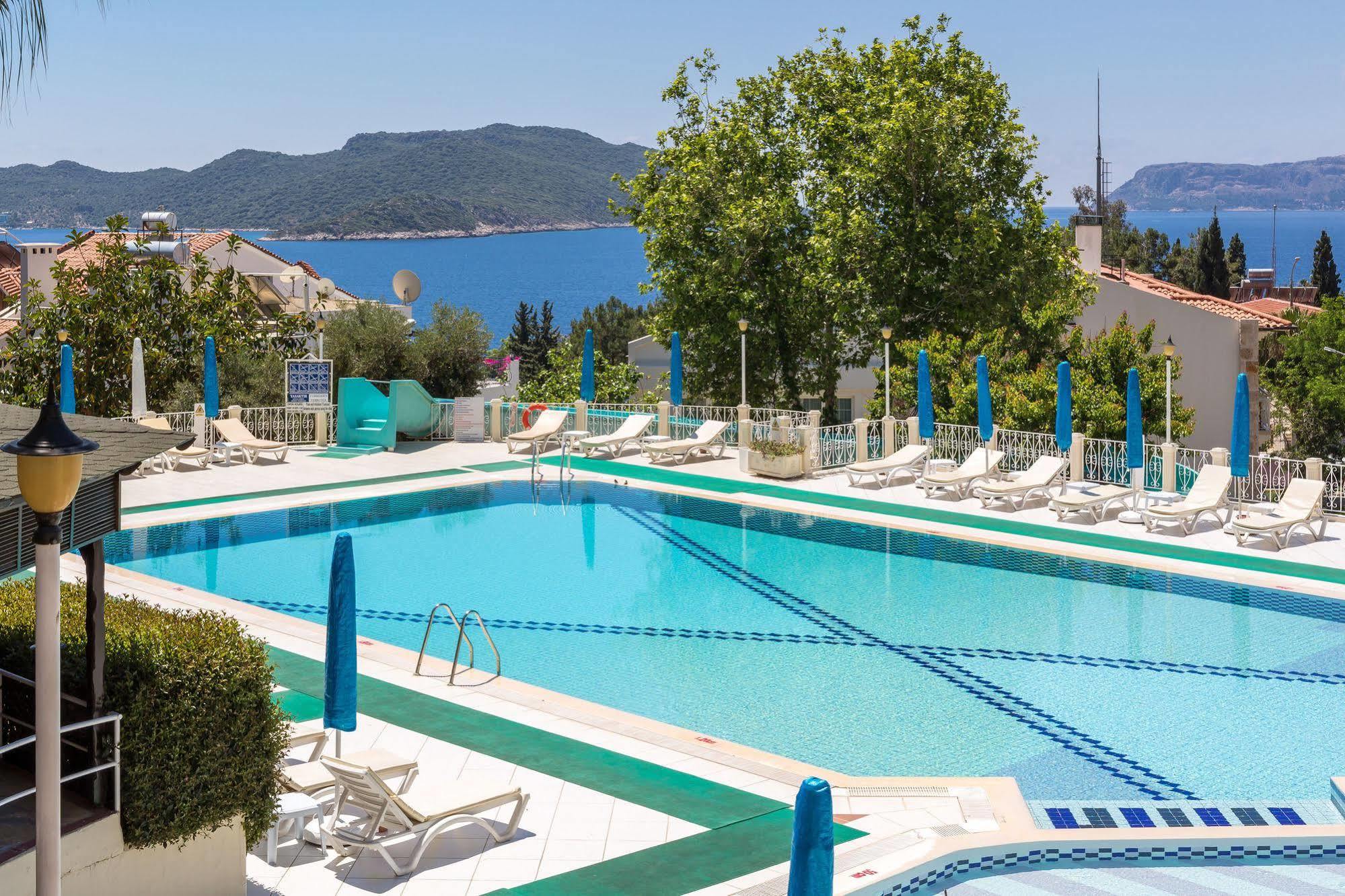 Club Phellos Hotel