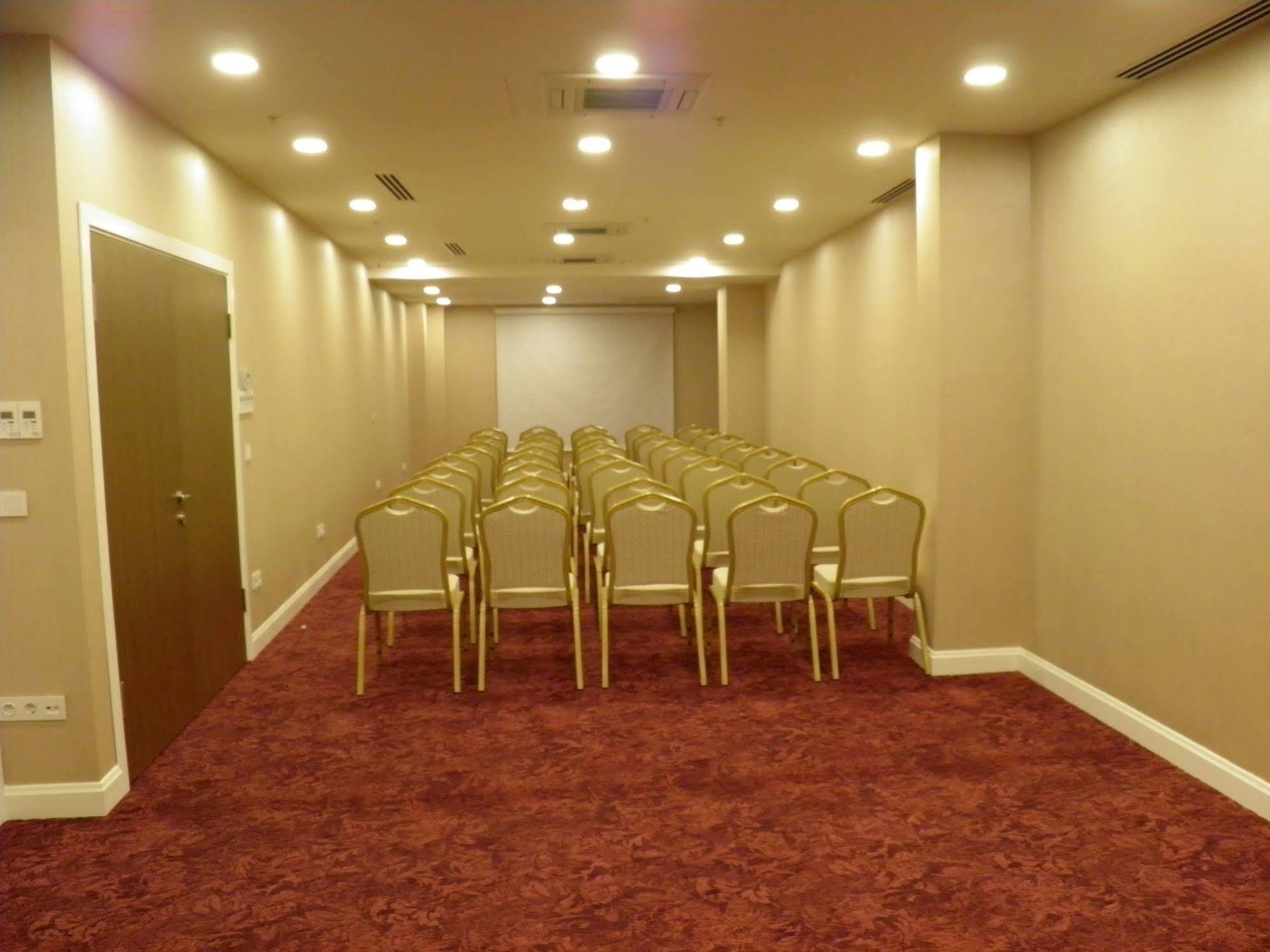 Regard Hotel 4*