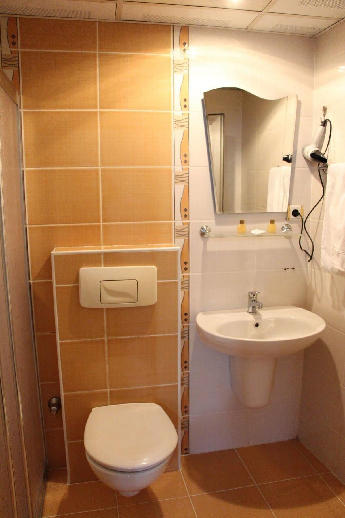 Port Hotel 3*