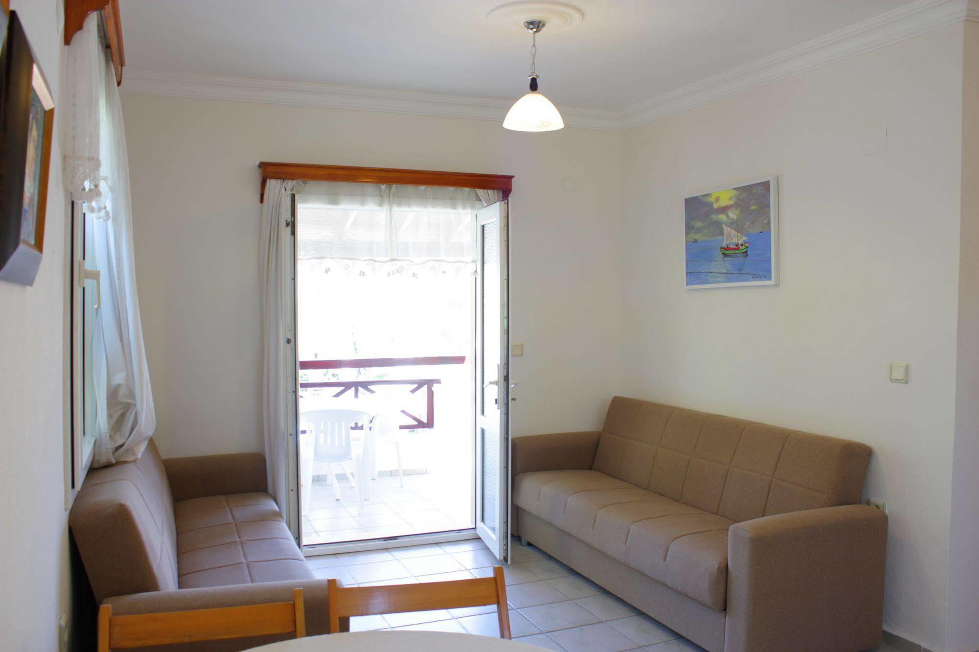 Toloman Hotel 2*