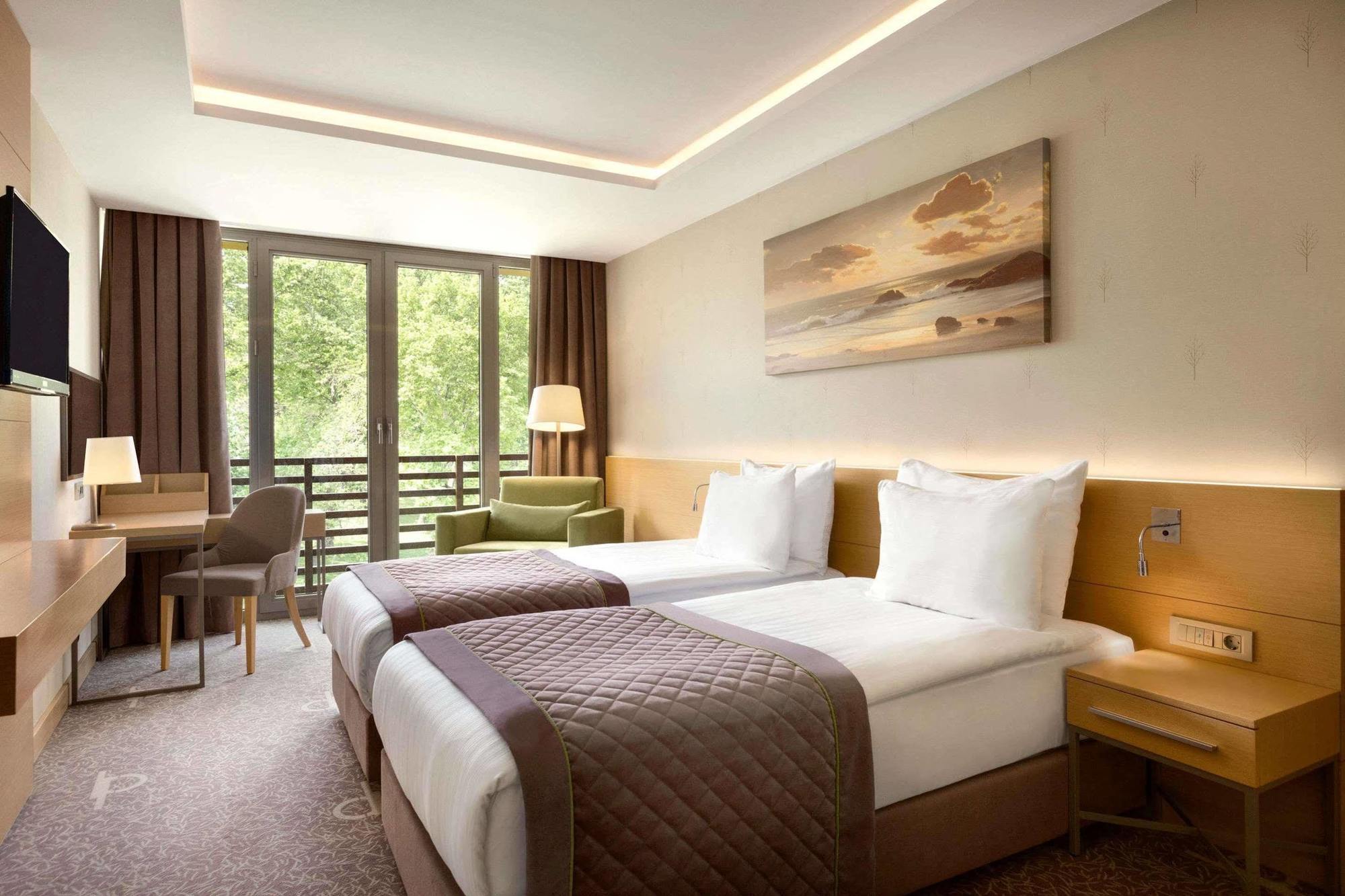 Hotel Ramada By Wyndham Cekirge Thermal &