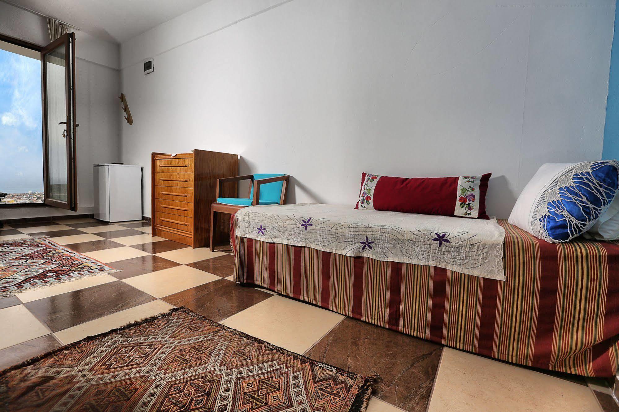 Mavi Keci Hotel 3*