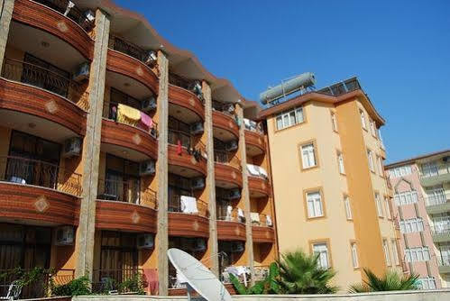 Ikbal Hotel *