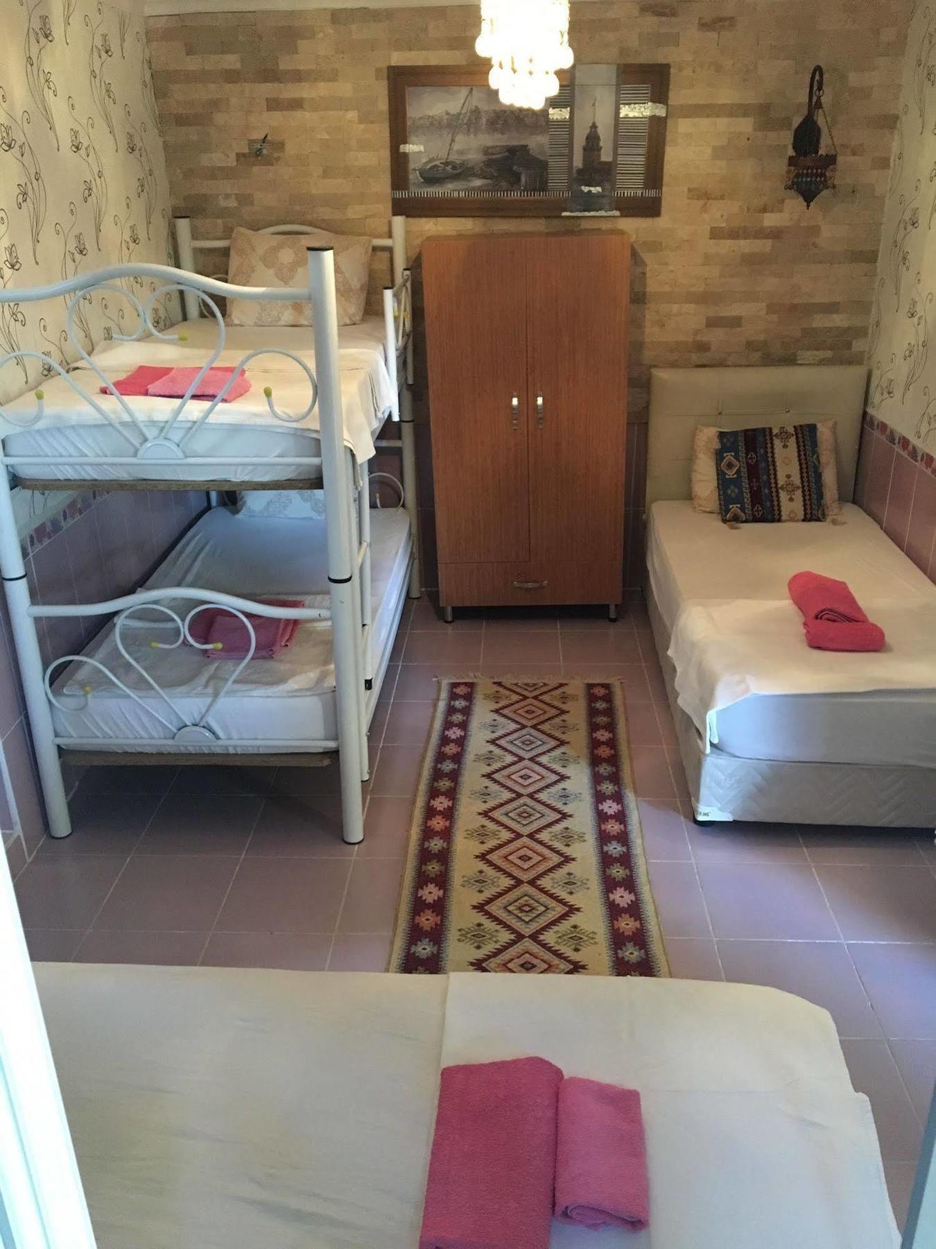 Sinter Terasse House Guest house