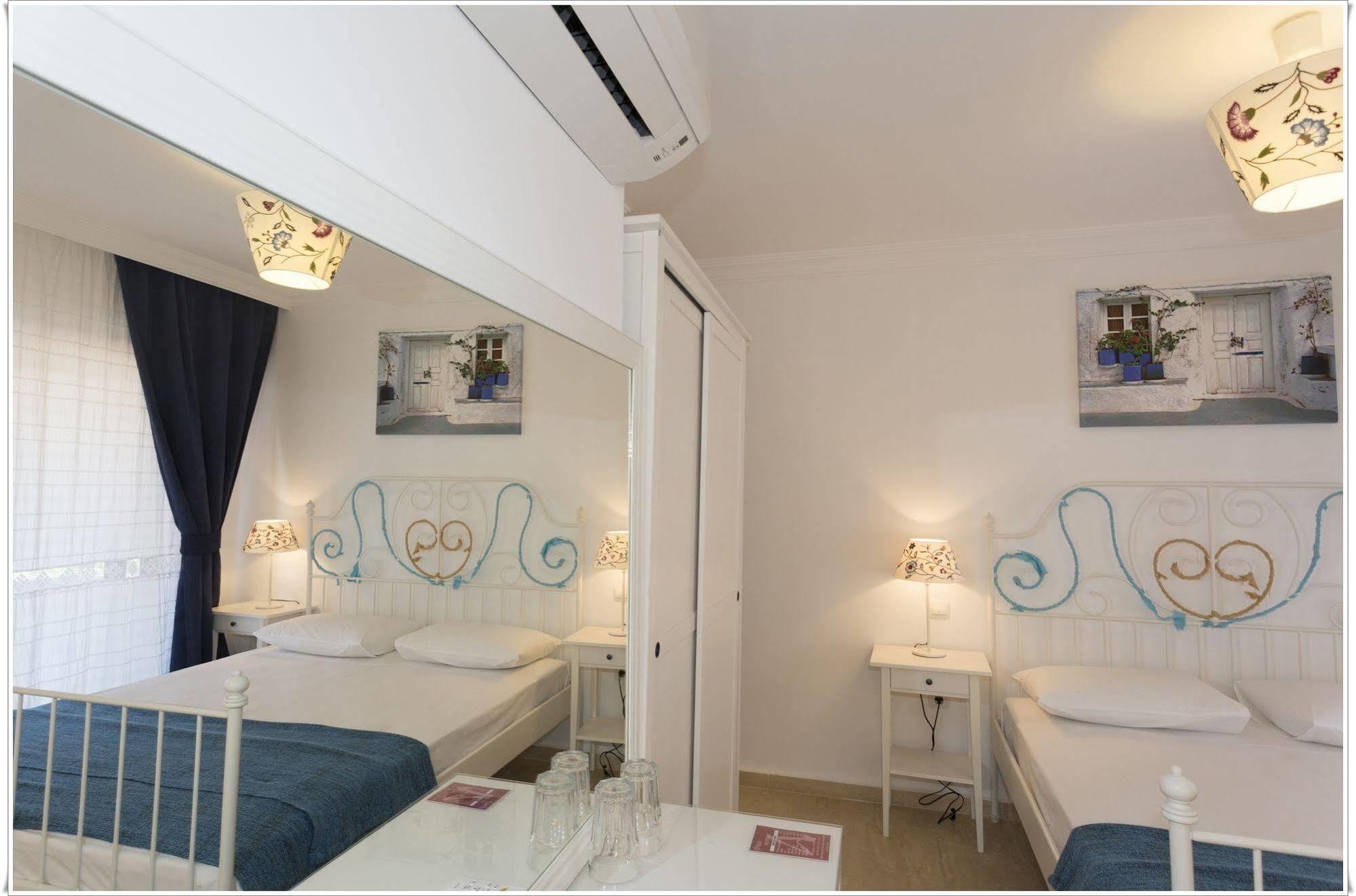 Ayka Hotel *