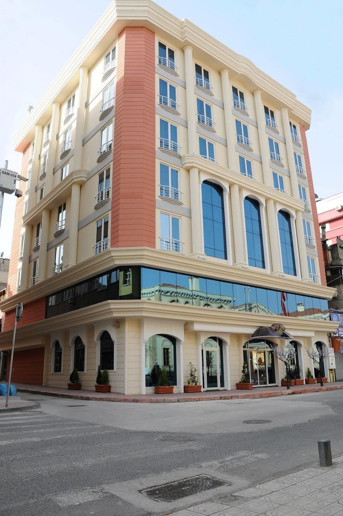 My House Hotel 4*