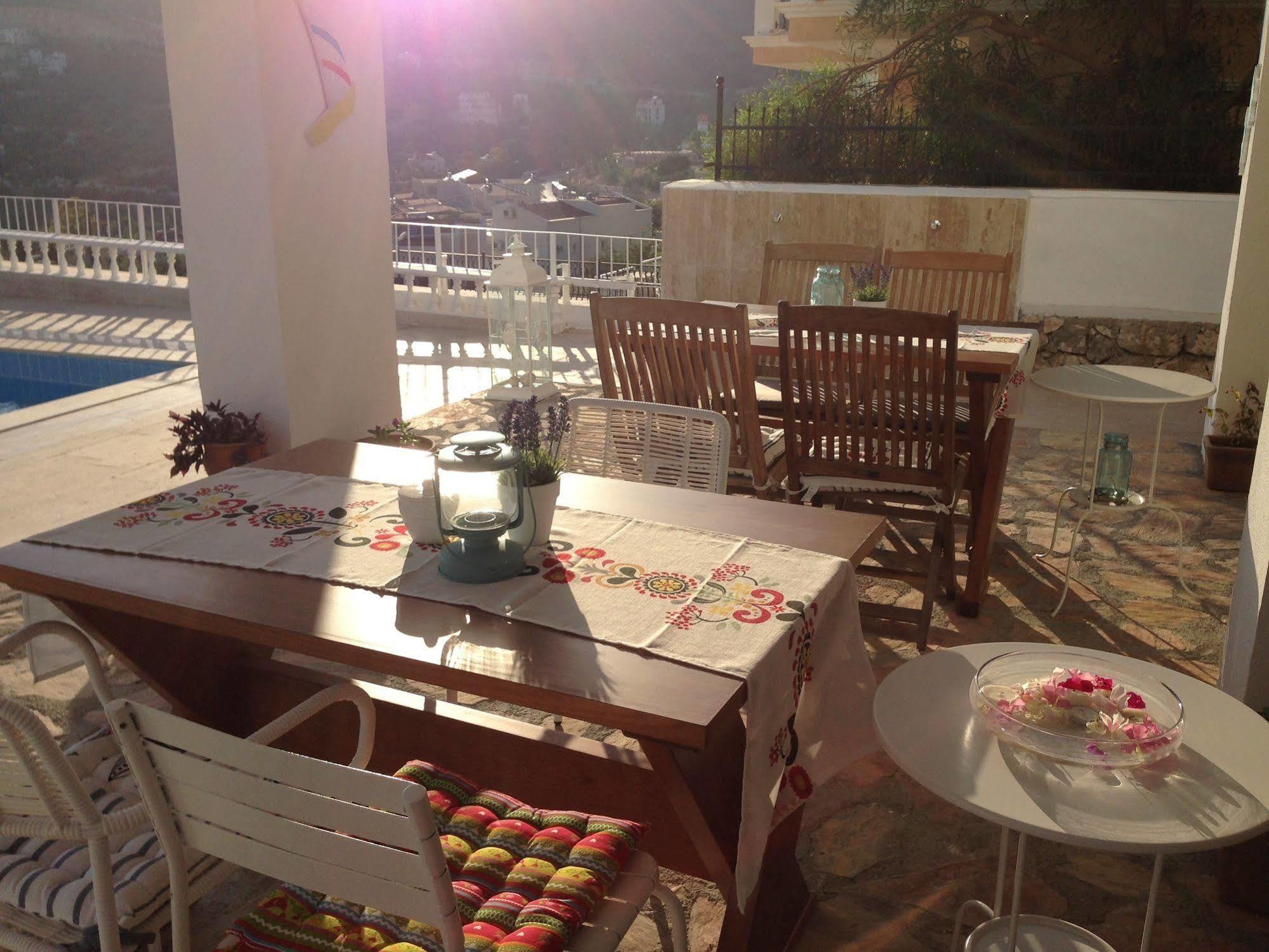 Lavender's Bed & Breakfast 4*