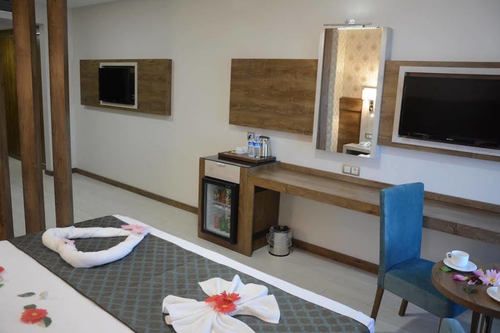 White Star Hotel
