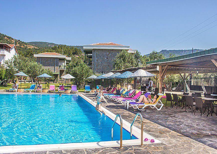 Hotel Assos Oleas 4*