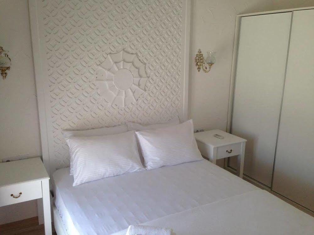 Alaris Bed & Breakfast 2*