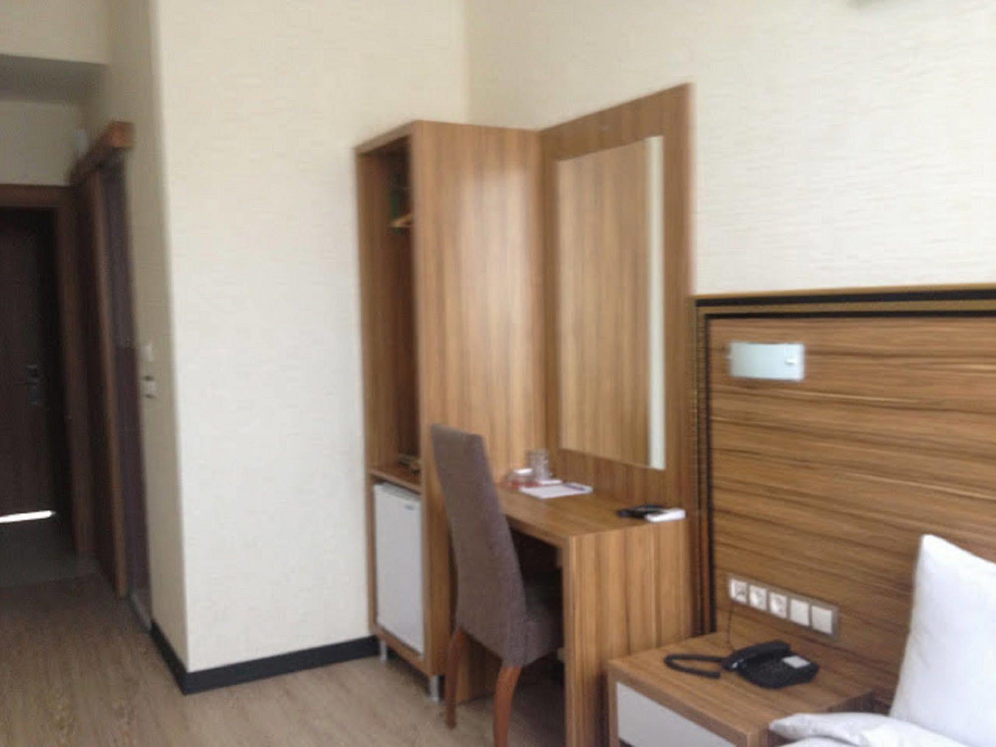 Buyuk Hotel 3*