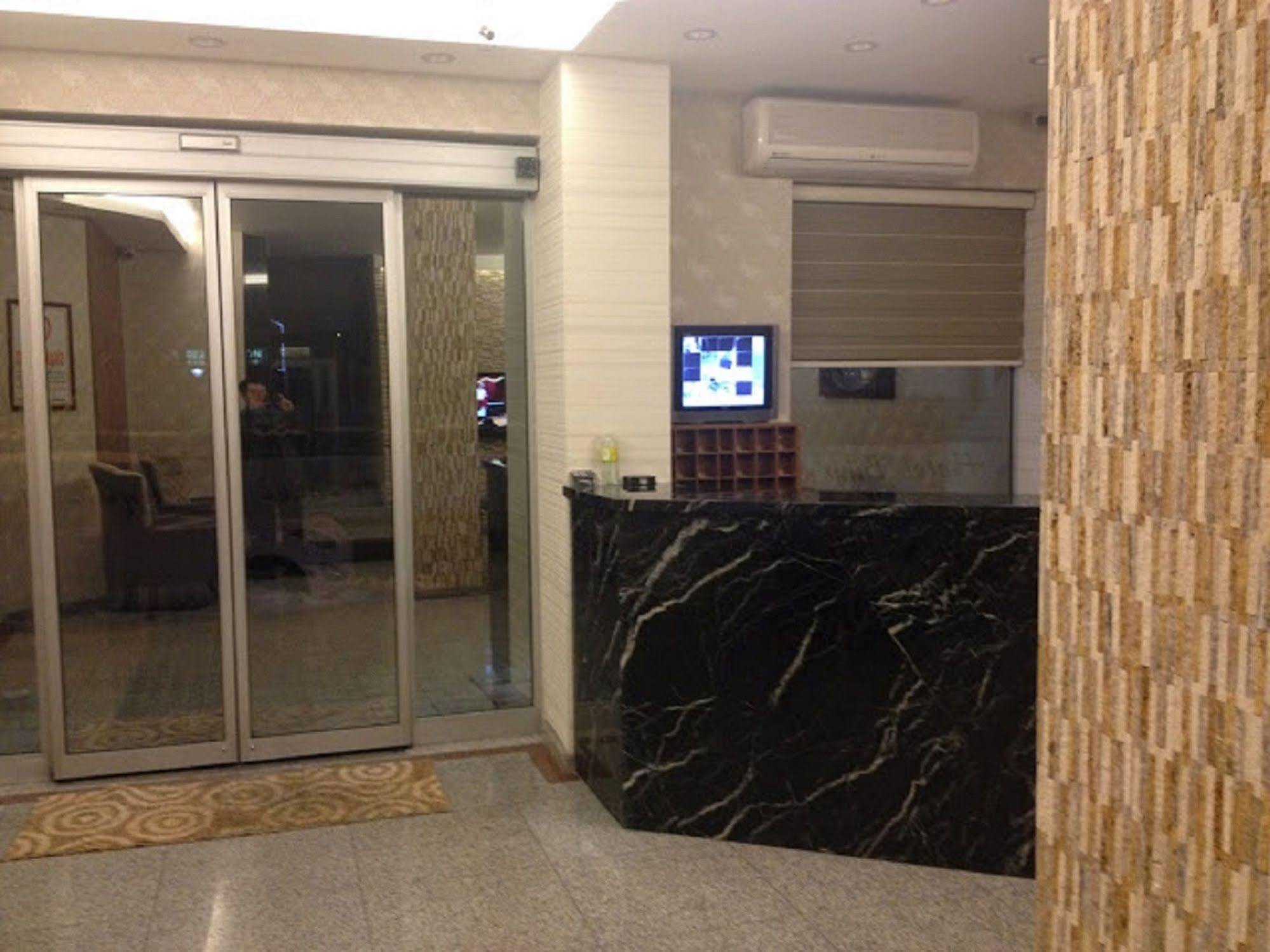Hotel Buyuk
