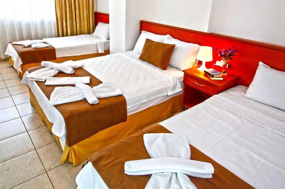 Hotel Bonapart Cesme