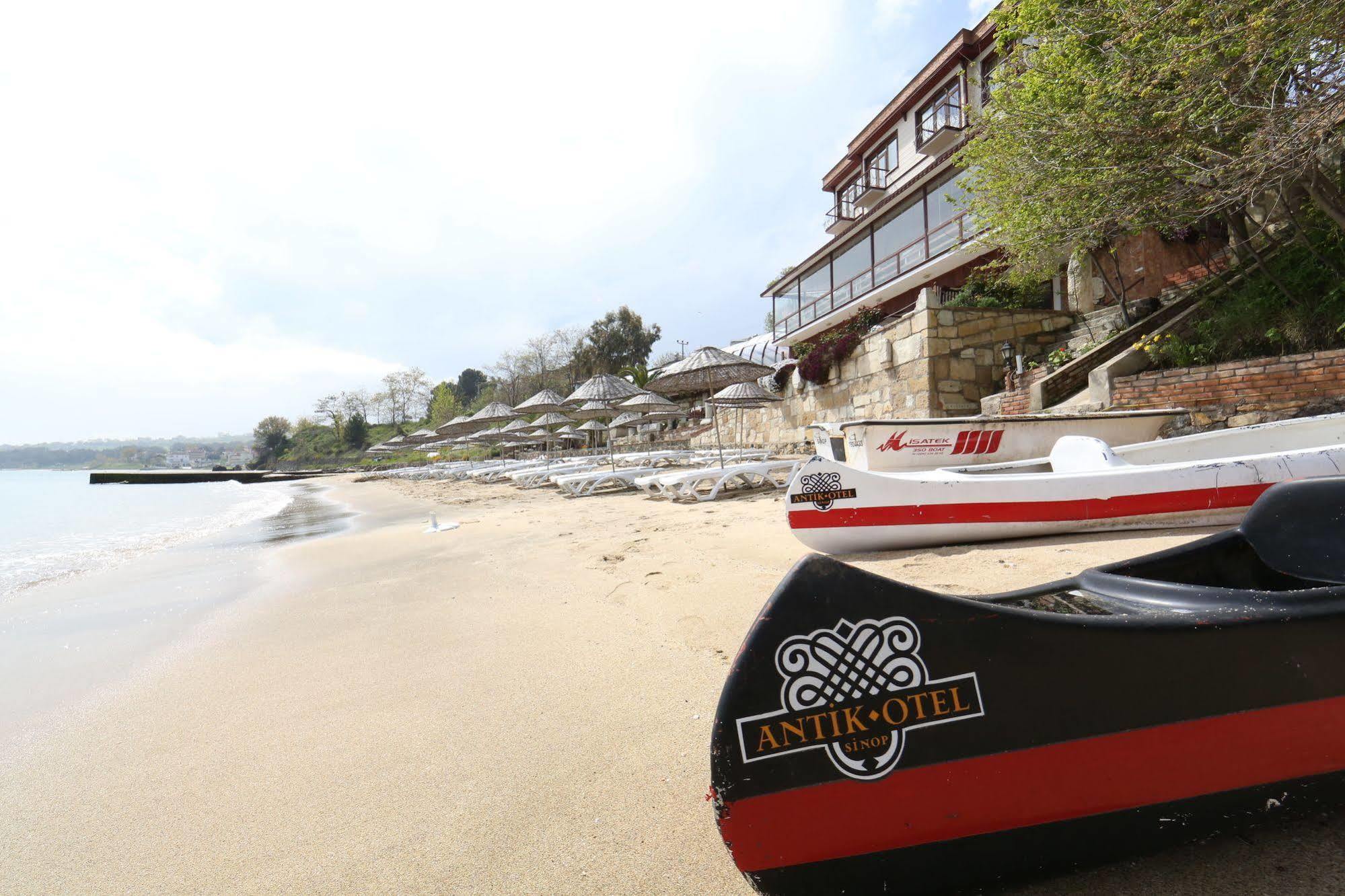 Hotel Antik 3*